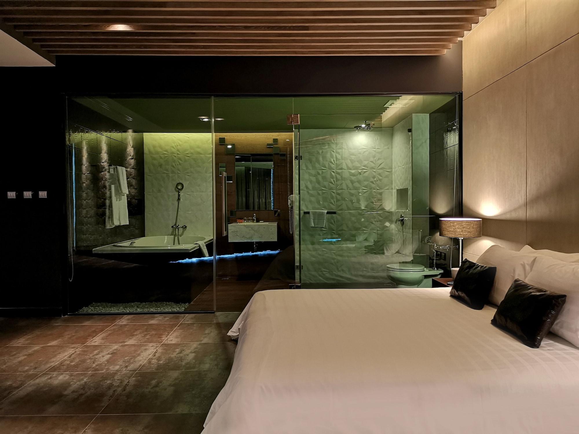 Tsix5 Quarter Hotel Pattaya Exterior foto