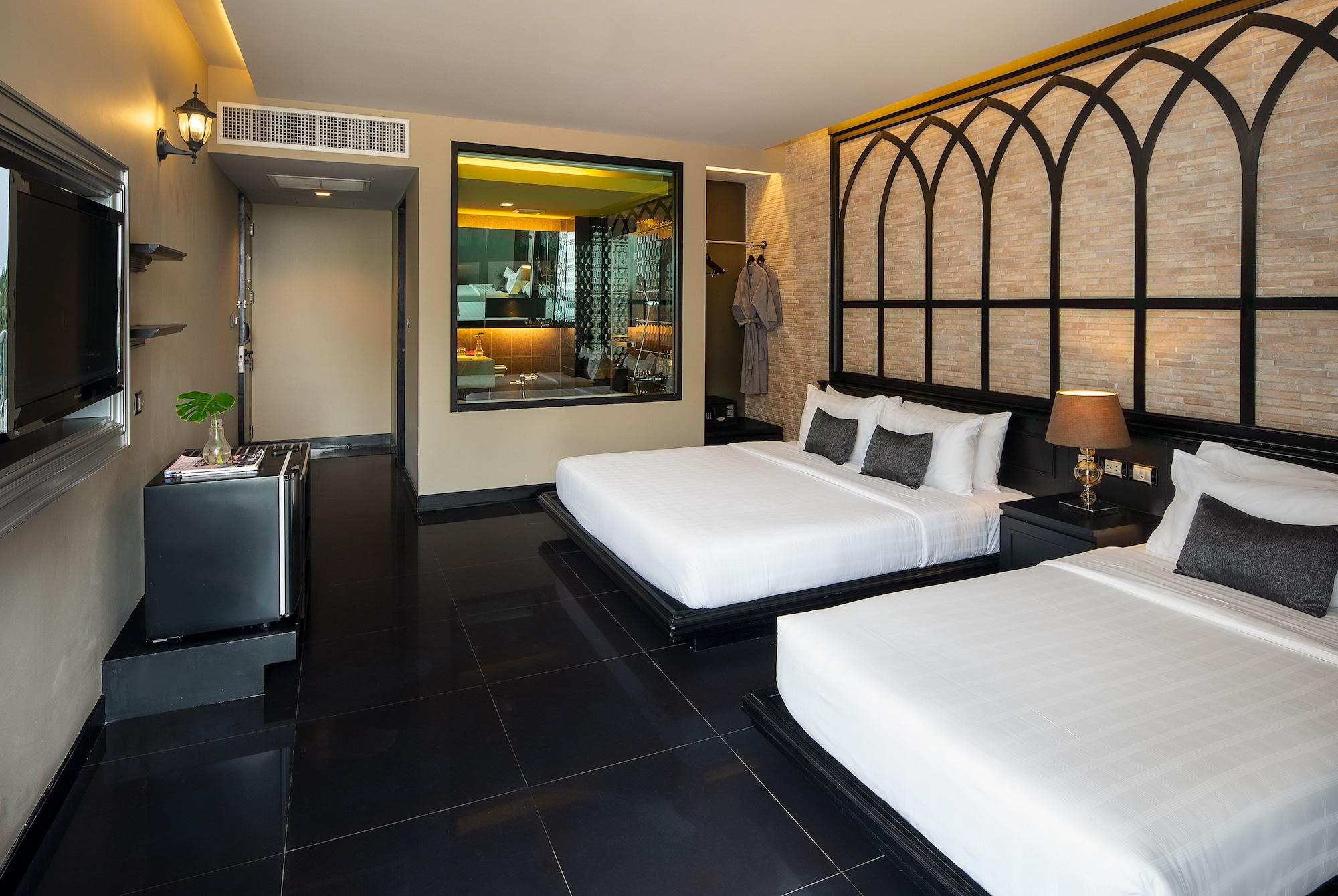Tsix5 Quarter Hotel Pattaya Exterior foto